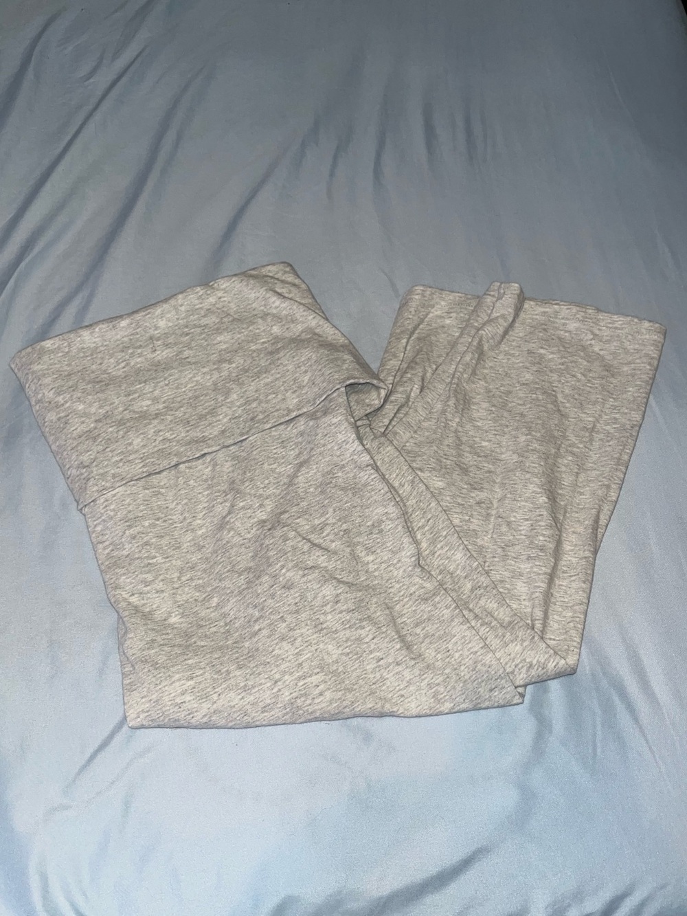SKIMS foldover Capris
